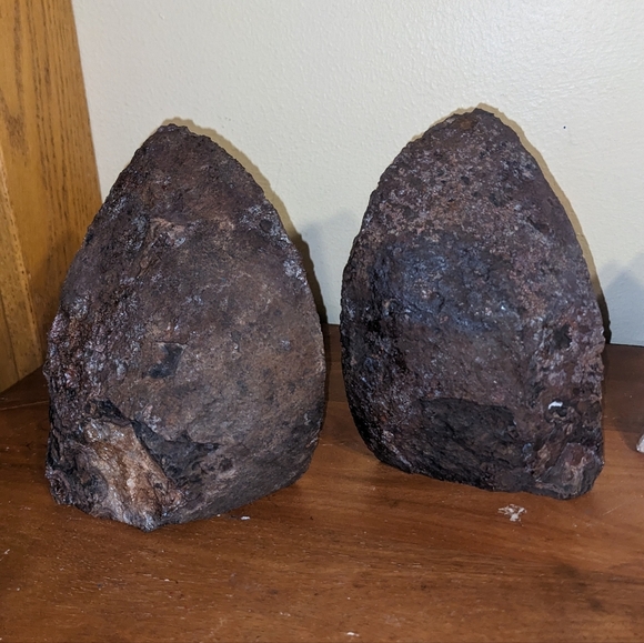 Agate Geode Section Natural Crystal Stone Bookends / Decor Pieces​ - Picture 8 of 15